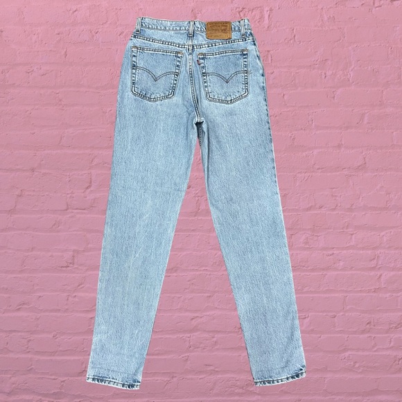 VTG Levi’s 512 Mom Jeans Light Wash 10 - Picture 1 of 7